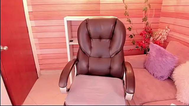 Snapshot of marien_thomson_ chatting on January 9, 2026, 1:34 am marien thomson online show from January 9, 2026, 1:34 am