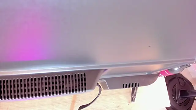 Snapshot of marien_thomson_ chatting on March 19, 2025, 1:32 am marien thomson online show from March 19, 2025, 1:32 am