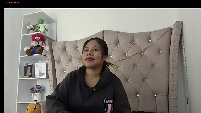 Snapshot of Sweet_Orianaa chatting on June 21, 2026, 2:34 pm Sweet Orianaa online show from June 21, 2026, 2:34 pm