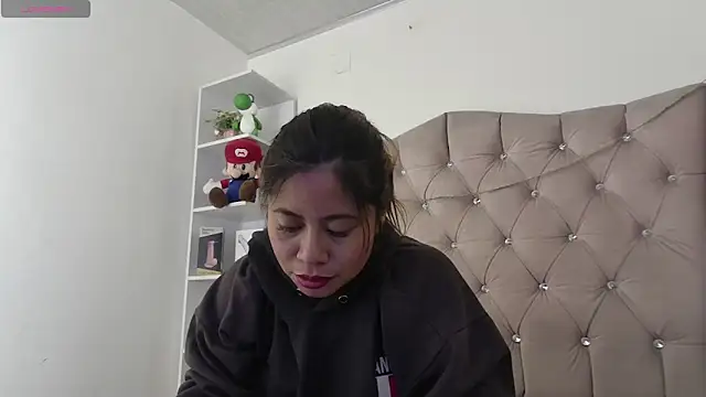 Snapshot of Sweet_Orianaa chatting on June 15, 2026, 8:19 pm Sweet Orianaa online show from June 15, 2026, 8:19 pm