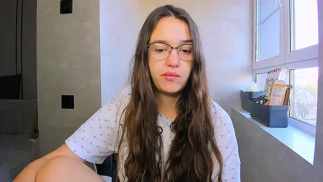 fancy bunny online show from September 30, 2025, 7:36 am