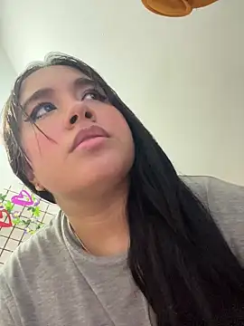 Snapshot of melyescobar chatting on March 22, 2025, 12:04 pm melyescobar online show from March 22, 2025, 12:04 pm