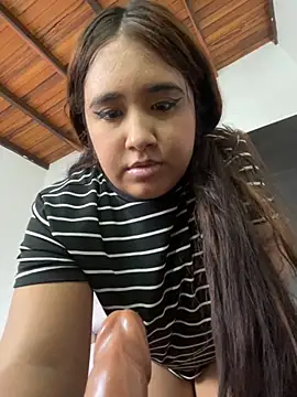 Snapshot of melyescobar chatting on September 17, 2025, 9:50 pm melyescobar online show from September 17, 2025, 9:50 pm