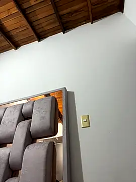 Snapshot of melyescobar chatting on September 10, 2025, 3:27 am melyescobar online show from September 10, 2025, 3:27 am