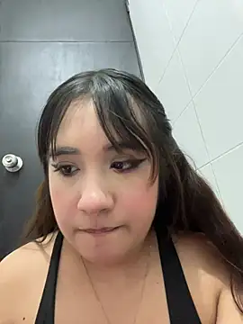 Snapshot of melyescobar chatting on July 13, 2026, 4:01 am melyescobar online show from July 13, 2026, 4:01 am