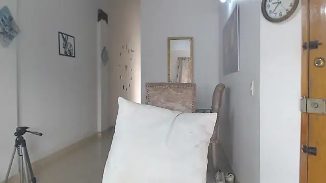 divinepleasury online show from October 28, 2025, 2:38 pm