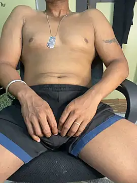 Snapshot of loveboyrp chatting on September 27, 2025, 2:50 am loveboyrp online show from September 27, 2025, 2:50 am