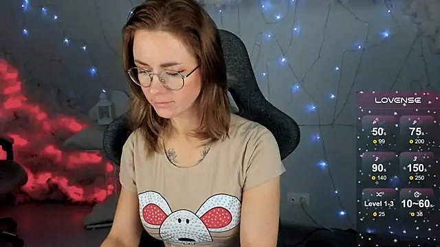 Snapshot of LadyIzabel chatting on March 3, 2025, 8:41 am LadyIzabel online show from March 3, 2025, 8:41 am