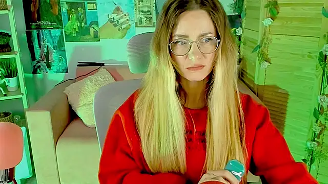 Snapshot of LadyIzabel chatting on January 30, 2025, 2:58 pm LadyIzabel online show from January 30, 2025, 2:58 pm