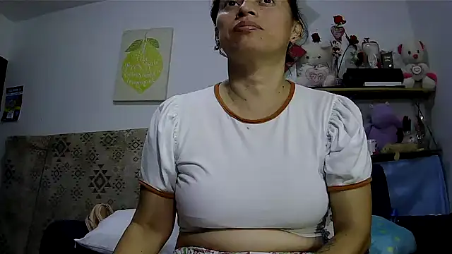 sexy mary 69 online show from March 17, 2026, 11:30 pm