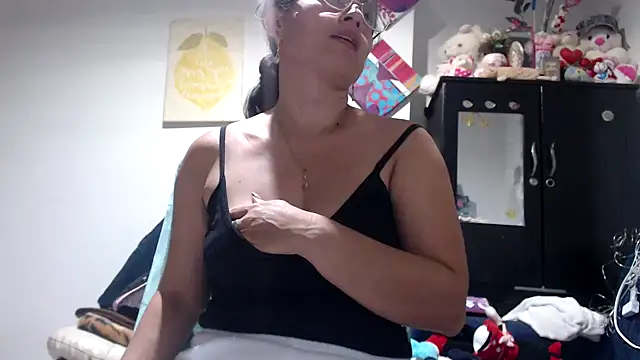 Snapshot of sexy_mary_69 chatting on November 19, 2025, 12:10 am sexy mary 69 online show from November 19, 2025, 12:10 am