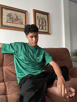 Snapshot of Masterikee chatting on November 29, 2025, 11:43 am Masterikee online show from November 29, 2025, 11:43 am