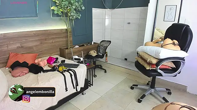 megan morgan01 online show from April 10, 2026, 12:01 pm