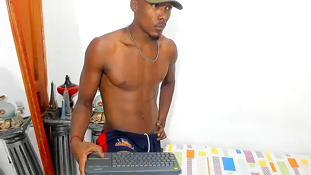 Snapshot of Darick_brown chatting on March 5, 2025, 7:27 pm Darick brown online show from March 5, 2025, 7:27 pm