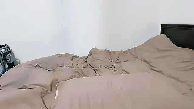 Fine-sand online show from February 8, 2026, 3:10 pm