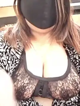 Snapshot of Naughty-Trisha chatting on December 20, 2025, 9:12 am Naughty-Trisha online show from December 20, 2025, 9:12 am