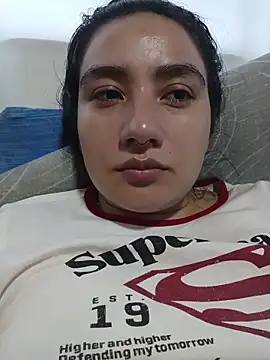 Hellen Alex online show from November 26, 2025, 2:28 pm