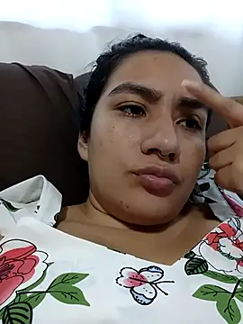 Hellen Alex online show from October 3, 2025, 3:13 pm