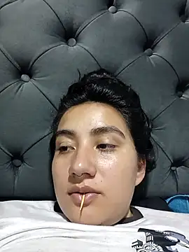 Hellen Alex online show from March 2, 2025, 6:57 pm