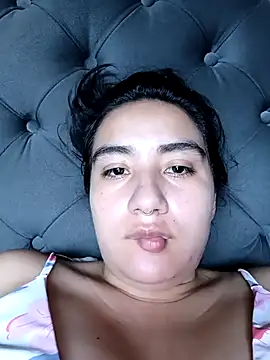 Hellen Alex online show from September 12, 2025, 2:28 pm