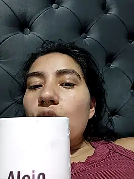 Hellen Alex online show from February 21, 2025, 9:00 pm