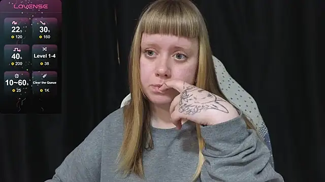 Snapshot of June_shy0 chatting on February 27, 2026, 6:52 pm June shy0 online show from February 27, 2026, 6:52 pm