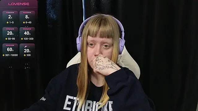 June shy0 online show from April 20, 2026, 7:11 am