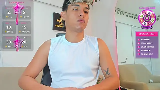 ryan carter08 online show from October 10, 2025, 1:28 am