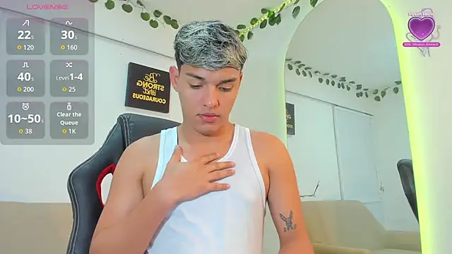 ryan carter08 online show from September 10, 2025, 3:16 am