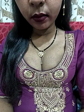 Snapshot of Sharmila-Singh chatting on February 10, 2026, 5:56 pm Sharmila-Singh online show from February 10, 2026, 5:56 pm