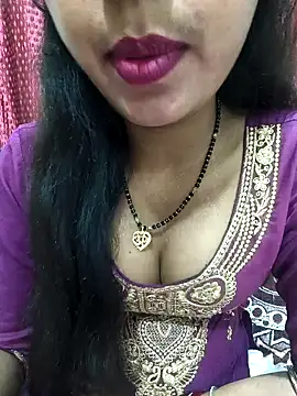 Snapshot of Sharmila-Singh chatting on December 18, 2025, 6:29 am Sharmila-Singh online show from December 18, 2025, 6:29 am