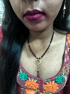 Snapshot of Sharmila-Singh chatting on January 7, 2026, 6:13 pm Sharmila-Singh online show from January 7, 2026, 6:13 pm