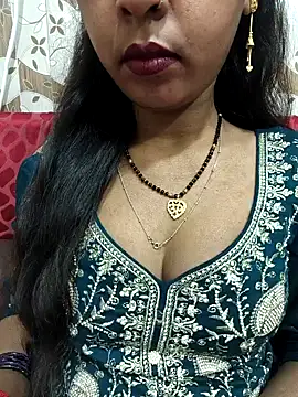 Snapshot of Sharmila-Singh chatting on February 15, 2026, 5:41 am Sharmila-Singh online show from February 15, 2026, 5:41 am