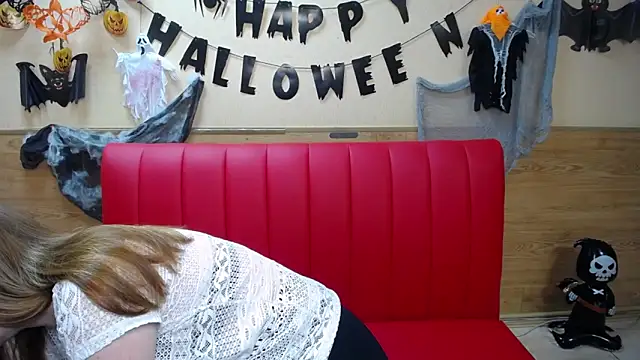 FreyaDak online show from November 9, 2025, 12:09 pm