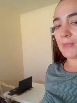 Snapshot of skayhot_ chatting on May 11, 2026, 2:45 pm skayhot online show from May 11, 2026, 2:45 pm