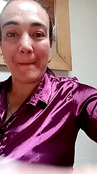 skayhot  online show from March 15, 2025, 3:48 pm