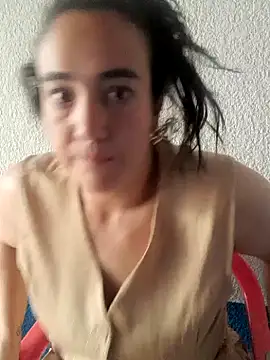 skayhot  online show from September 23, 2025, 2:13 pm