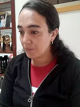 skayhot  online show from October 20, 2025, 1:33 pm