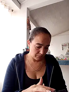 skayhot  online show from March 7, 2025, 1:51 pm