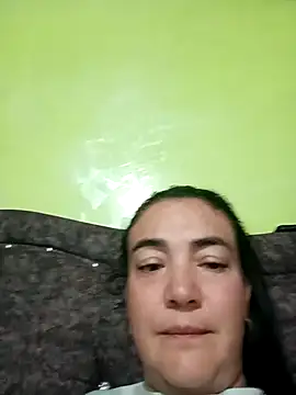 skayhot  online show from February 25, 2025, 9:37 pm