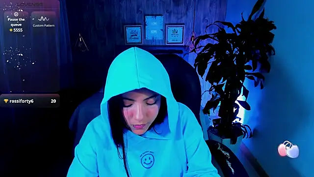 Snapshot of miichael_black chatting on March 17, 2025, 9:57 pm miichael black online show from March 17, 2025, 9:57 pm