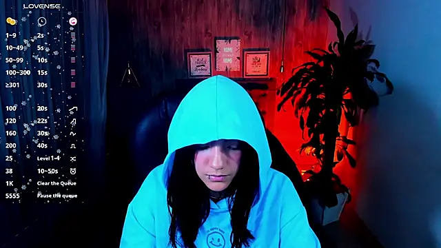 Snapshot of miichael_black chatting on March 22, 2025, 5:31 pm miichael black online show from March 22, 2025, 5:31 pm