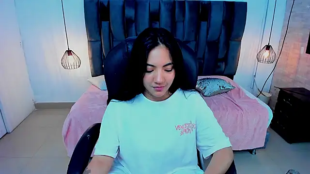 Snapshot of miichael_black chatting on November 16, 2025, 9:51 pm miichael black online show from November 16, 2025, 9:51 pm