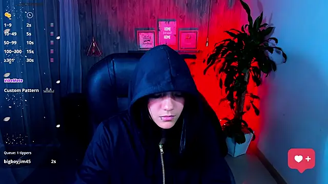 Snapshot of miichael_black chatting on March 21, 2025, 5:34 pm miichael black online show from March 21, 2025, 5:34 pm