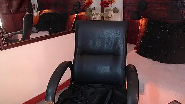 Snapshot of Celeste_sanz chatting on March 21, 2025, 10:39 pm Celeste sanz online show from March 21, 2025, 10:39 pm