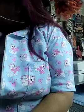 Edged Hot69 online show from September 30, 2025, 12:05 am