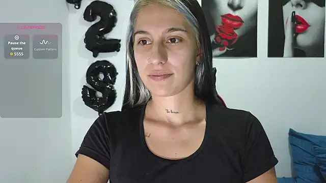 Snapshot of tammyandrade_ chatting on October 4, 2025, 11:17 pm tammyandrade online show from October 4, 2025, 11:17 pm