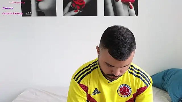 Snapshot of tammyandrade_ chatting on March 20, 2025, 12:32 pm tammyandrade online show from March 20, 2025, 12:32 pm