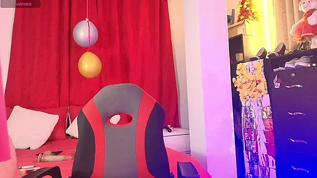 Snapshot of girl_amada chatting on February 13, 2026, 7:25 pm girl amada online show from February 13, 2026, 7:25 pm