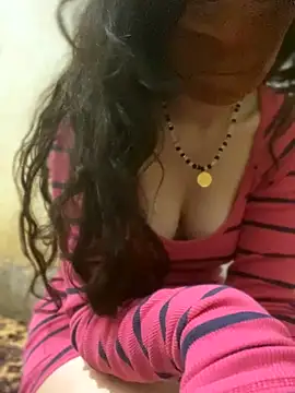 Snapshot of Chahrazad66 chatting on October 7, 2025, 12:55 am Chahrazad66 online show from October 7, 2025, 12:55 am